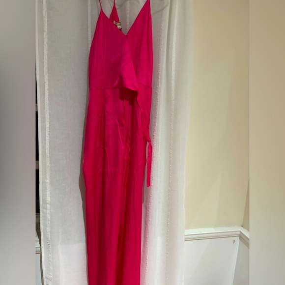 Fucsia Jumpsuit - Picture 4 of 4